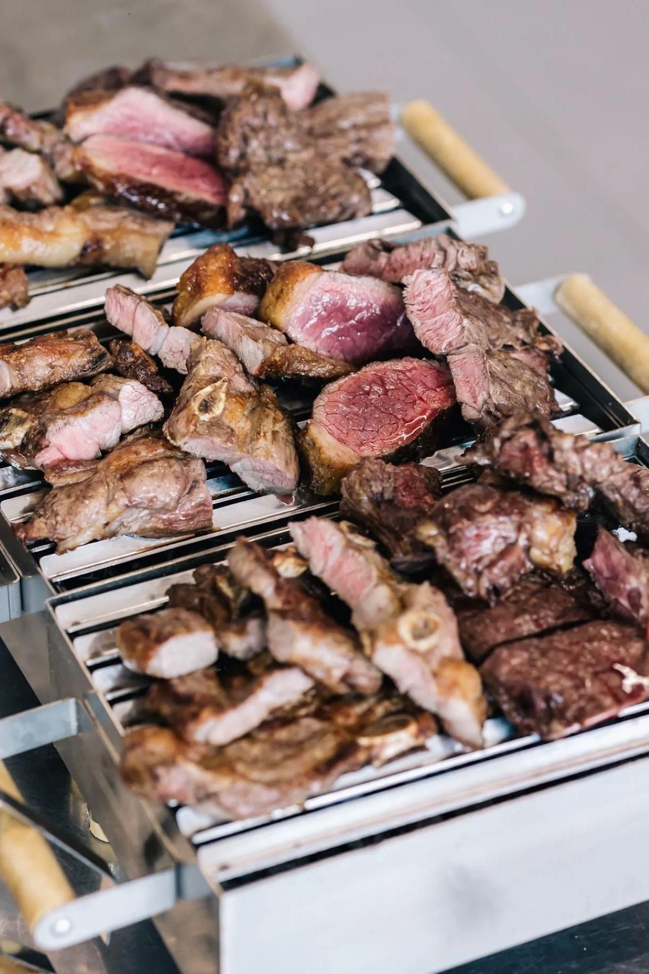 Gardasee: Geführte Besichtigung der Ölmühle mit Ölverkostung und Grillfest