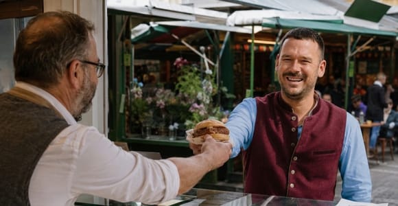 Munich: Authentic Street Food with Peter – Viktualienmarkt & Hidden Gems
