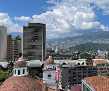 De binnenstad van Medellín: geschiedenis, gastronomie, terrassen en architectuur!