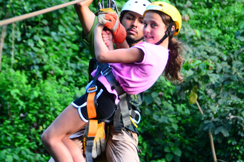 La Fortuna: Tour dei ponti sospesi e della zip line con pranzo
