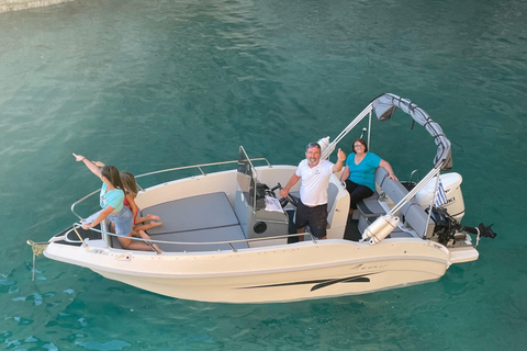 Zakinthos : Location de bateaux privés pour les naufrages et les grottes bleues