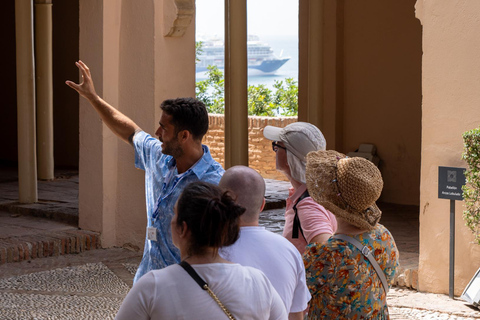 Malaga Walking Tour, Roman Theater and Alcazaba in small group with Tickets Malaga Walking Tour, Roman Theater and Alcazaba in Small Group with Tickets