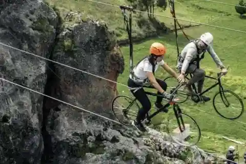 Cusco : Circuit d'aventure Cachimayo avec Skybike et Rappel