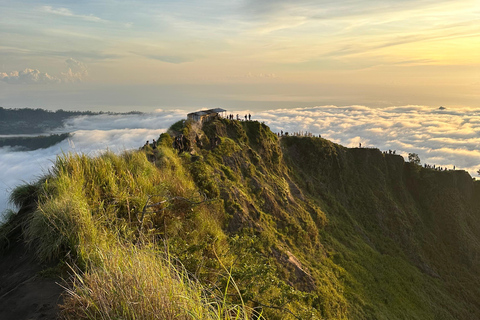 Mount Batur Sunrise Hiking – Sharing Tour with Ubud Pickup Meeting point - Group price option