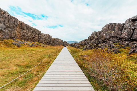 Reikiavik: tour de un día del Círculo Dorado y cráter KeriðTour con recogida en ubicaciones seleccionadas