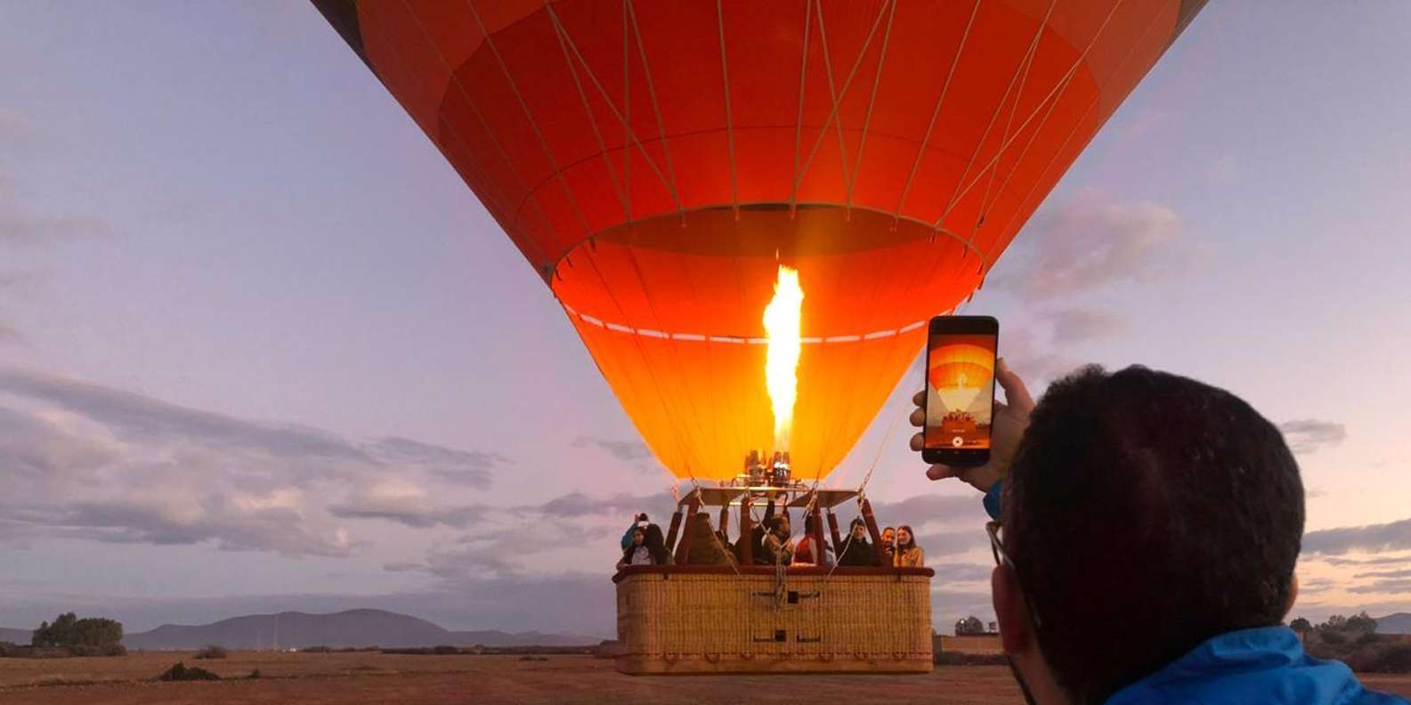 Marrakech: Hot Air Balloon Ride with Traditional Breakfast