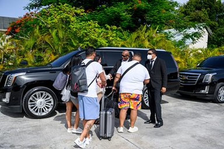 Transfers van Santo Domingo Airport naar Punta Cana naar hotelsOverdracht van Las Americas Inter. Luchthaven naar Punta Cana