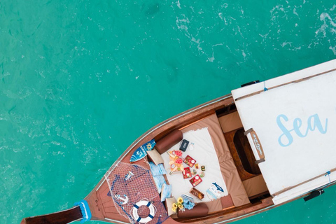 Krabi: Private Luxury Longtail Boat Trip to Hong Islands
