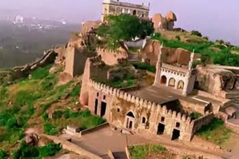 Hyderabad: Golconda Fort Skip-the-Line Guided Tour Hyderabad: Golconda Fort Skip-the-Line Guided Tour & Add-Ons