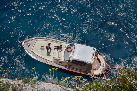 De Sorrento: excursão de barco para grupos pequenos em Positano e Costa AmalfitanaDe Sorrento: Positano e passeio de barco para grupos pequenos na Costa Amalfitana