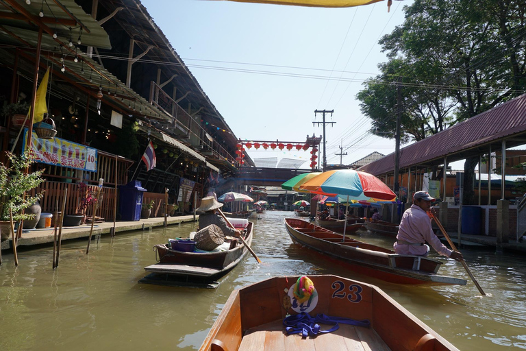 From Bangkok: Private Railway & Floating Market Day Trip