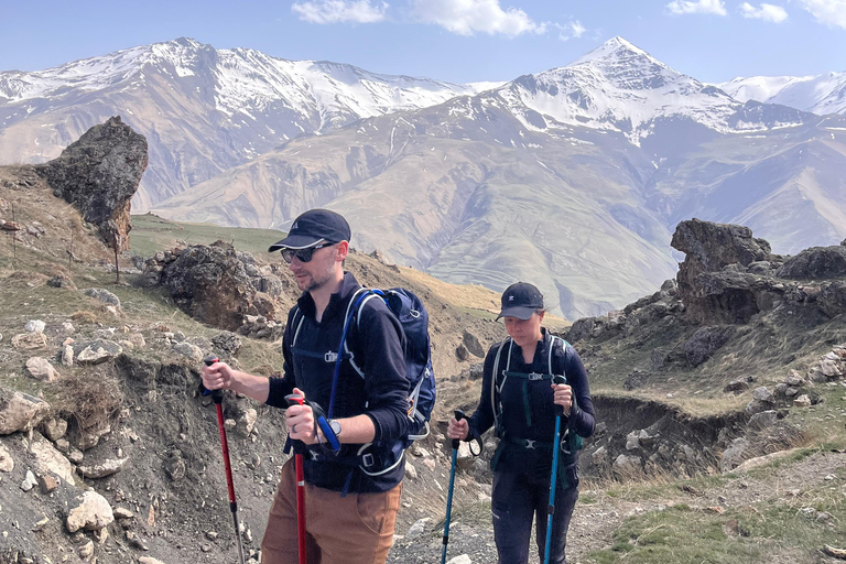 3 day trekking between mountain villages Khinaliq - Qriz Baku: 3 day trekking aroud mountain villages Guba - Khinalig