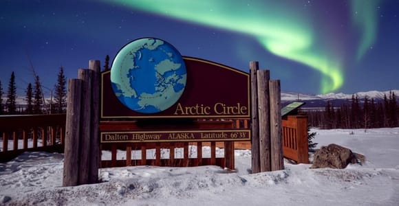 From Fairbanks: Arctic Circle Northern Lights Full-Day Trip