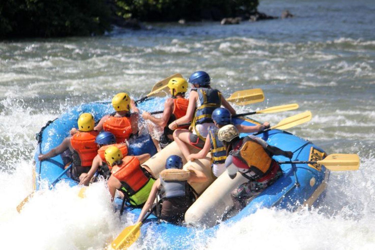 Jinja: Nile River Whitewater Rafting with Lunch