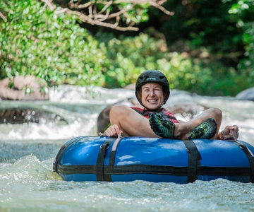 Rincón de la Vieja: La Leona Waterfall & Tubing Private Tour