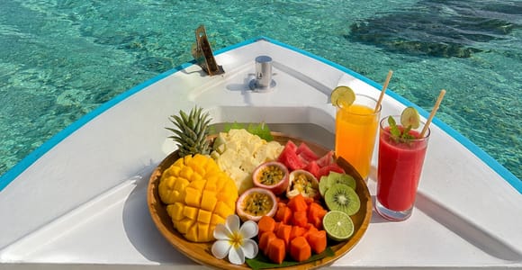 Blue Bay Marine Park: Guided Snorkeling with Video Souvenirs and Snack