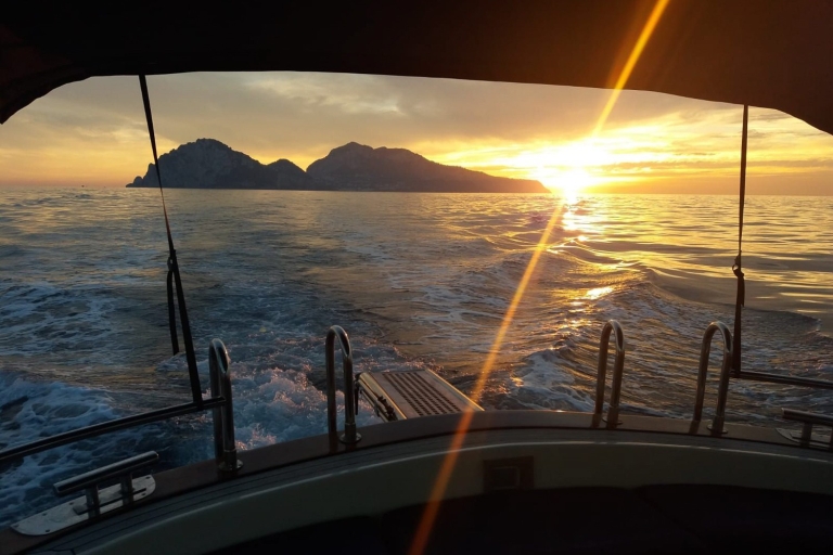 Sorrento: Prywatna wycieczka łodzią Capri?