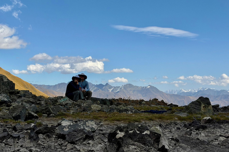 Tbilisi: Abudelauri Lakes Guided Hike with 4x4 Transfer