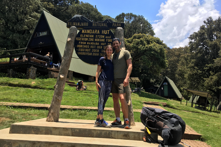 Moshi: Viagem de 1 dia de caminhada pelo Kilimanjaro com visita à cratera de Maundi