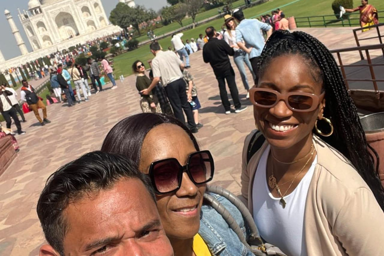 Jaipur: to Taj Mahal & Agra Fort Tour with 5-Star Lunch Trip From Jaipur:- Car+ Guide