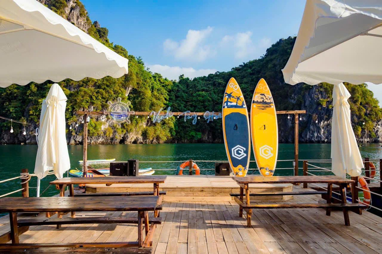 Hanoi: Bai Tu Long Bay Luxury Day Cruise with Lunch & Kayak