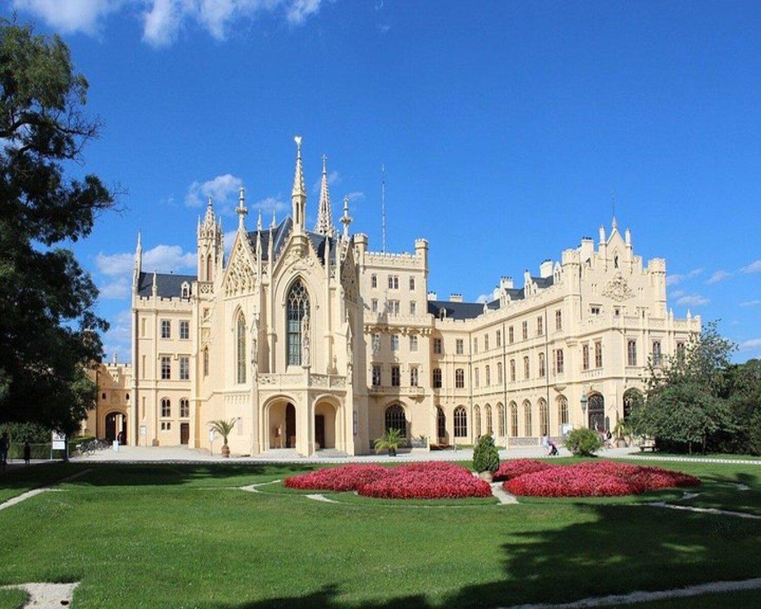 Halbtagestour zum romantischen Schloss Lednice