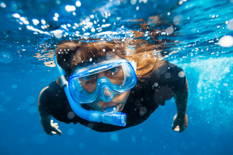 Ibiza: excursão de barco de dia inteiro a Formentera com almoço e mergulho com snorkel