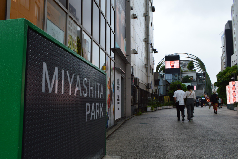 Tokyo: Shibuya Yokocho Food Tour with Drinks and Guide