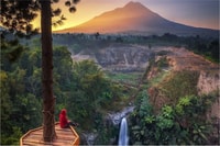 Yogyakarta, Templo de Selogriyo, Terazos de arroz y recorrido por la cascada - Housity
