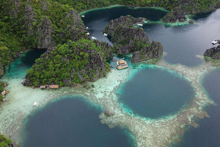 Coron 2-Day Private Tour: Highlights, Lunch and Hotel Pickup