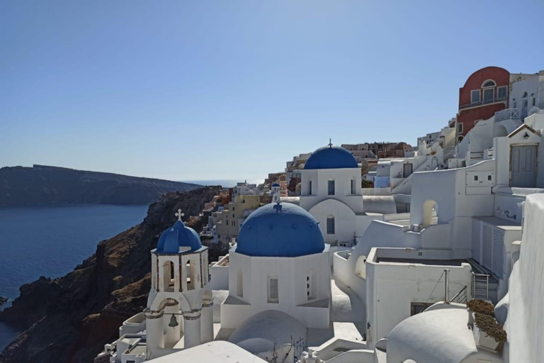 Descubre los encantos de Santorini: Excursión de un día privada desde Creta