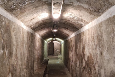 Bezoek Guiada a los Refugios Subterráneos de la Guerra CivilRefugios Subterráneos de la Guerra Civil