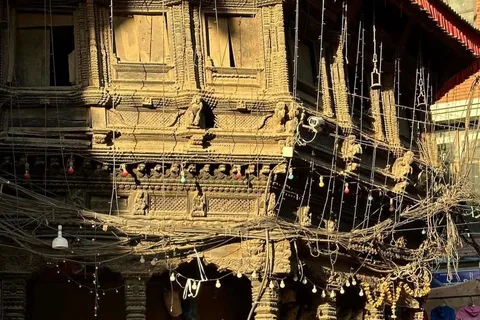 Kathmandu Old City Tour: Asan Bazaar Evening Walking Tour