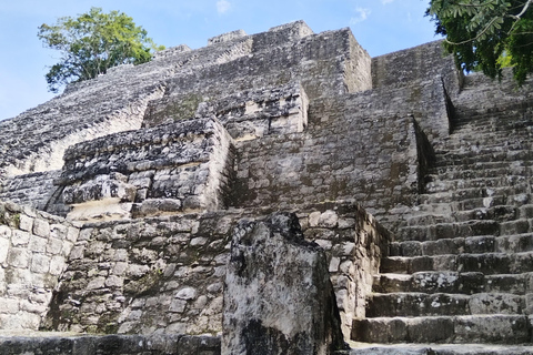 Bacalar: Calakmul ruins, jungle path & stop at the bat cave. Bacalar: Calakmul ruins tour jungle and the bat volcano..