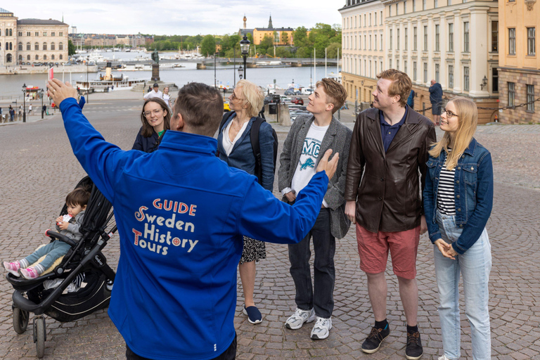 Stockholm Deluxe Must-Do Tour: Old Town, Palace & City Hall Public Shared tour