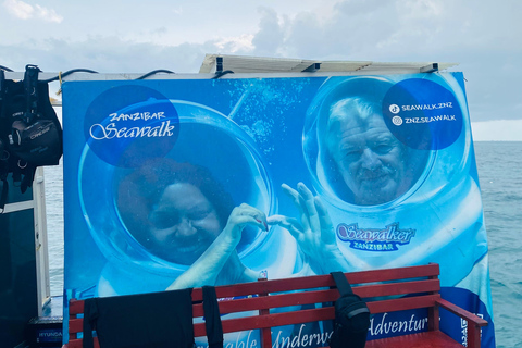تجربة المشي تحت الماء في زنجبار، لا حاجة للسباحة