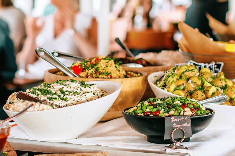 Stockholm: Archipelago Dinner Cruise with Buffet