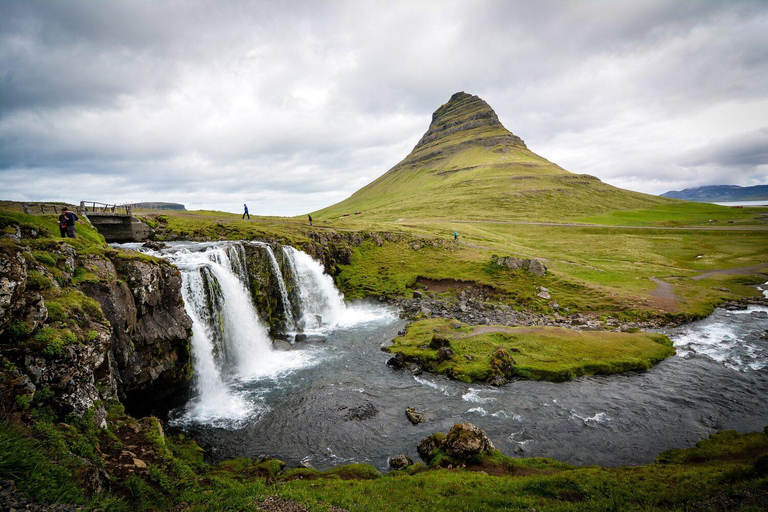 Snaefellsnes Schiereiland en Kirkjufell Tour in kleine groepSchiereiland Snaefellsnes en tour met kleine groepen naar Kirkjufell