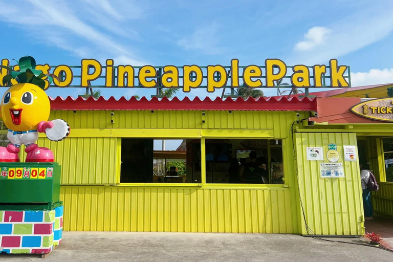 Kumejima : aquarium Churaumi d&#039;Okinawa, Manzamo, parc de l&#039;ananasBanque SMBC Shinjuku West Exit 9h30 (week-end et jours fériés 8h30)