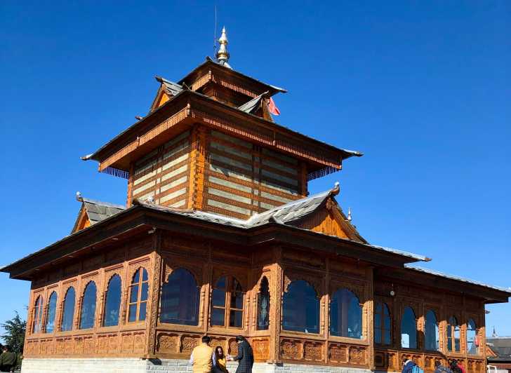 Shimla: Excursión a los Templos con Guía Conductor Local de día completo