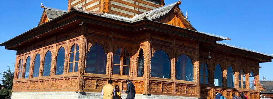 Shimla : Visite d'une jounée des temples avec guide jounée de la région