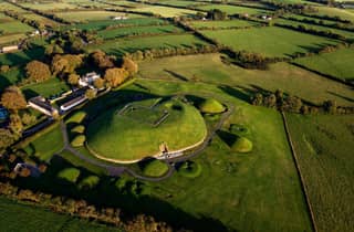 Ab Dublin: Private Tour durch das Boyne Valley & Besuch von Newgrange