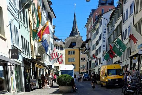 Zurich: Old Town Highlights Walking Tour with a Local Guide Zurich: Old Town Guided Walking Tour with Local Guide - 2h