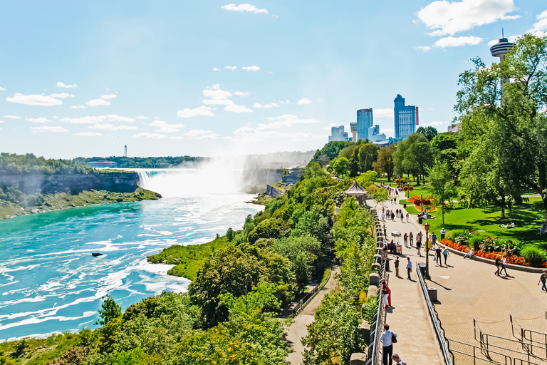 Z Toronto: jednodniowa wycieczka z przewodnikiem do Niagara FallsZ Toronto: niestandardowa prywatna wycieczka do wodospadu Niagara