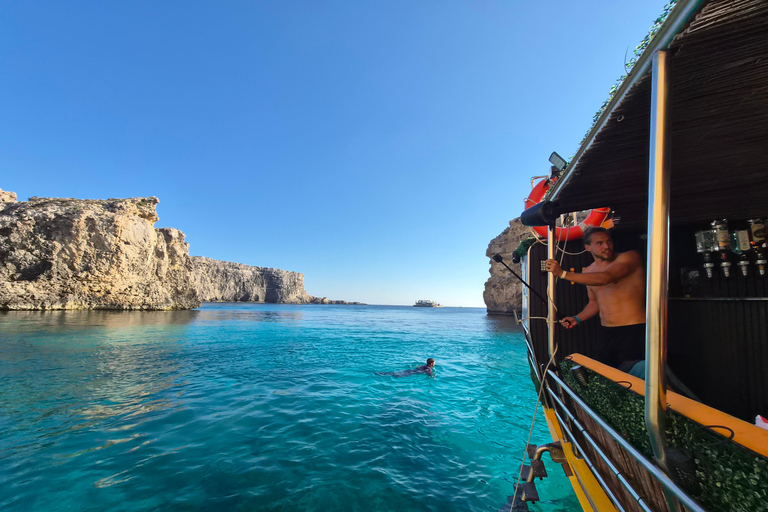 Malta Boat Trips: Day Cruise - Comino - Blue Lagoon