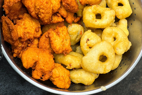 Accra on Foot: Culture & Street Food Hunt Accra on Foot: Culture and Food Hunt