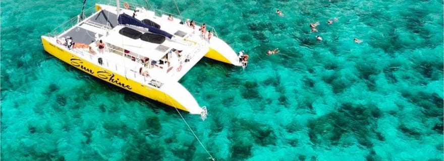 Depuis Falmouth/Ocho Rios : Plage de Negril et croisière en catamaran