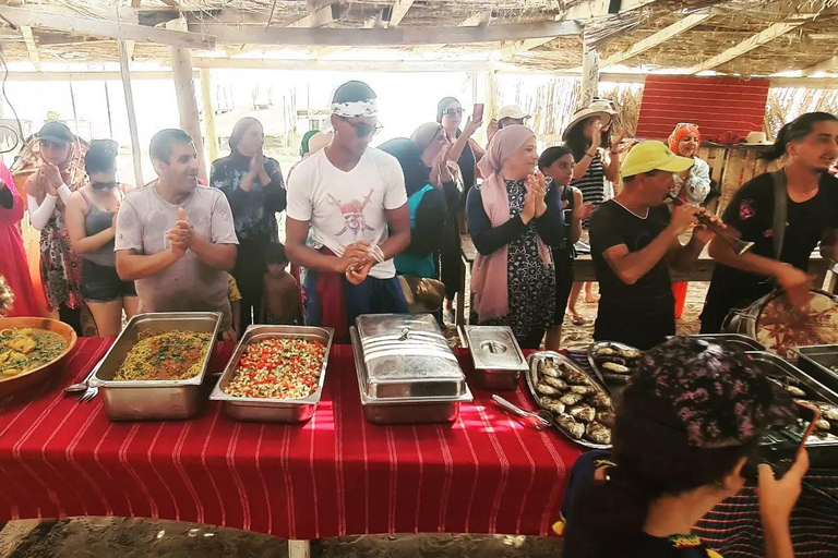 Djerba: Piratenschiff-Kreuzfahrt zur Flamingo-Insel mit Mittagessen