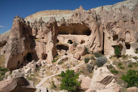 Cappadocië: Rode rondleiding (inclusief lunch, gids, entreegelden)