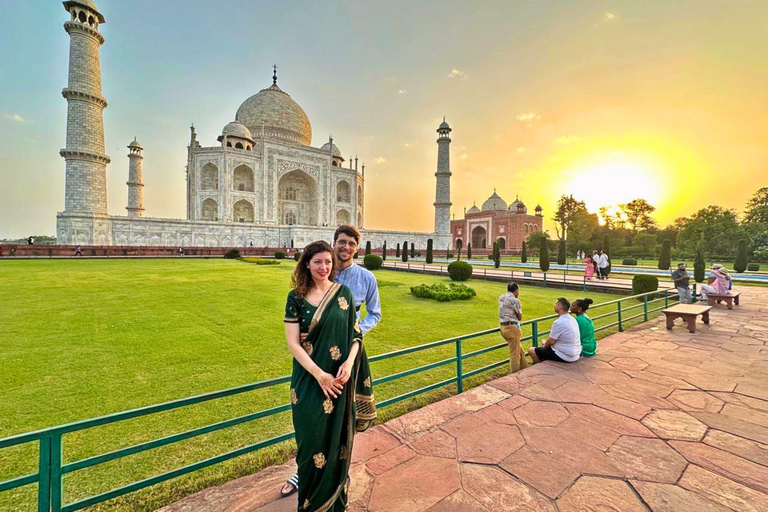 From Delhi: Private Taj Mahal & Agra Day Tour with 5* Meal Private Tour From Delhi - Car, Guide, Tickets & 5-Star Meal